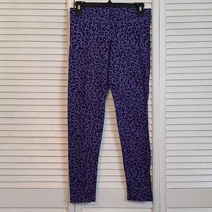 VS PINK- Purple & Black Cheetah Print Leggings